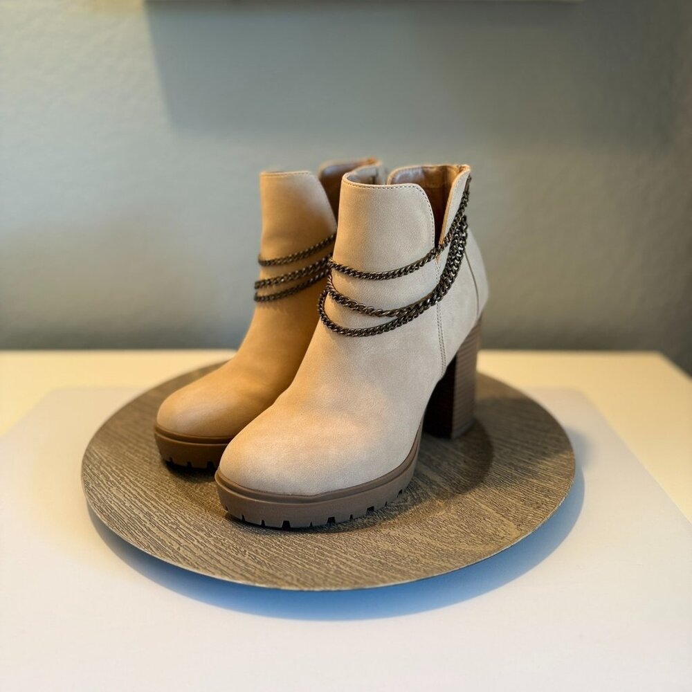 Report Tan Heeled Booties with Chain Detail, Size 6